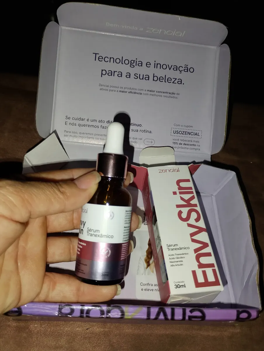 Foto enviada por Aline P. — cliente EnvySkin